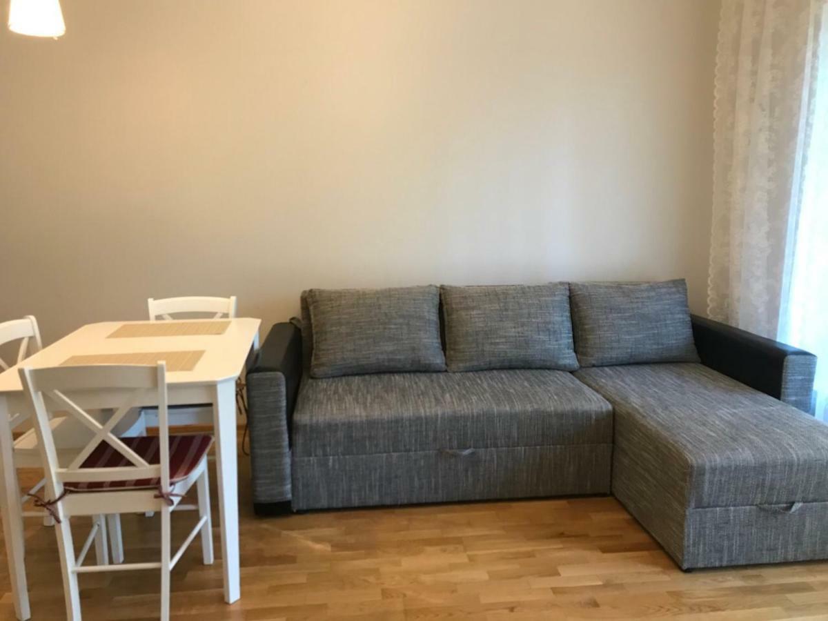 Apartments In Vabaduse 72 นาร์วา-โยเอซู ภายนอก รูปภาพ
